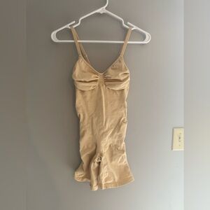 Woman’s Full Body Bodysuit Shapewear SZ 2X/3X Pull on Adjustable Underwear